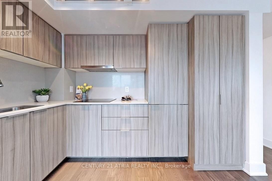 Property Photo:  955 Bay Street 1505  ON M5S 0C6 
