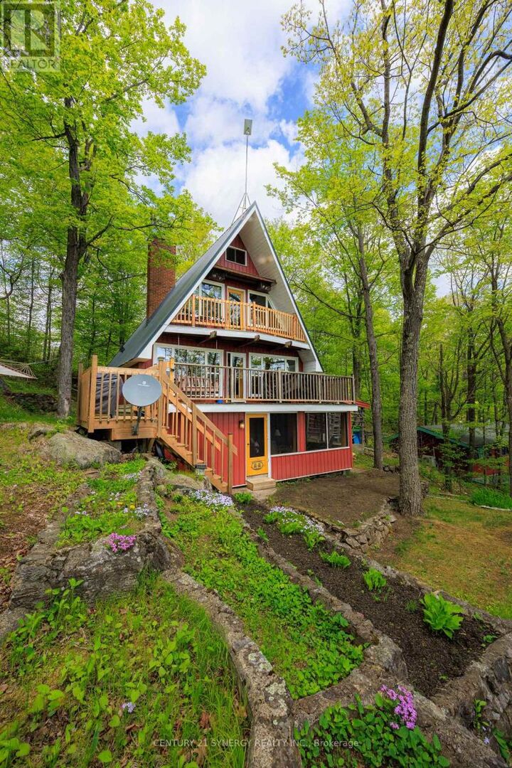 Property Photo:  281 Pine Shores Lane  ON K0H 2V0 