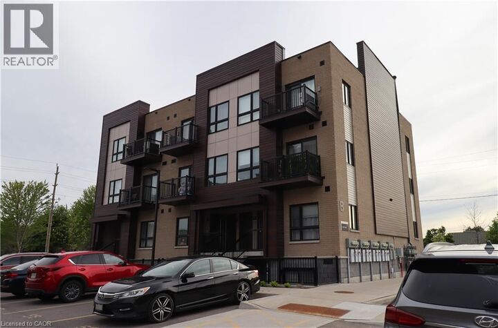 Property Photo:  10 Palace Street B1  ON N2E 0J3 