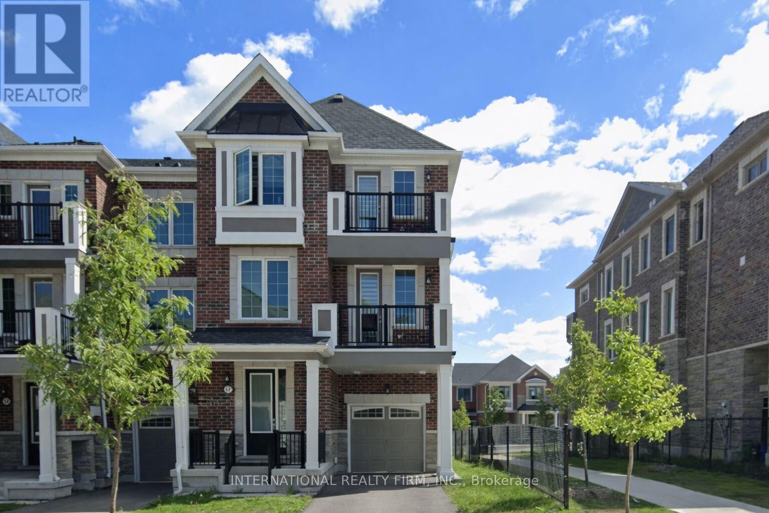 Property Photo:  17 Thomas Frisby Jr Crescent Makham  ON L6C 3L1 