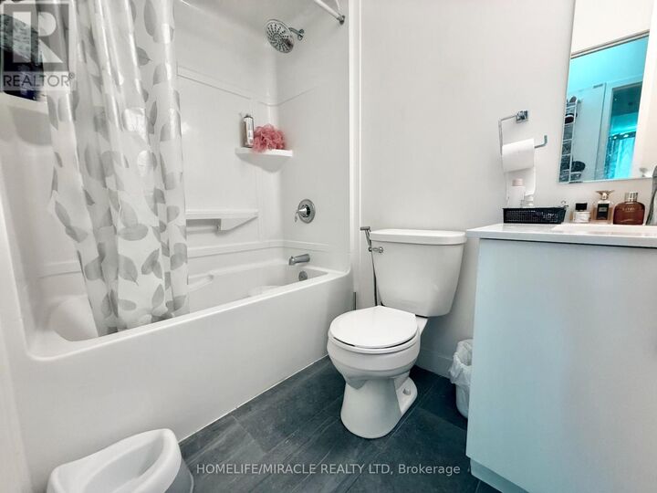 Property Photo: 128 King Street North 607 ON N2J 0E9