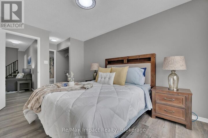 Property Photo:  1872 Woodgate Court  ON L1G 7Z2 