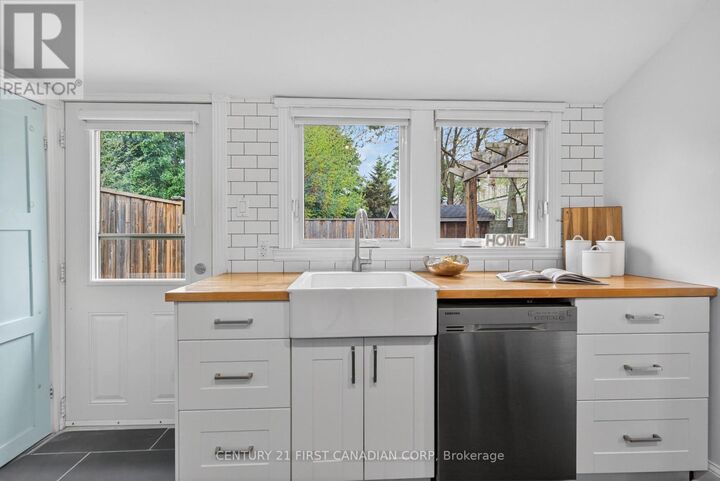 Property Photo:  95 Askin Street  ON N6C 1E7 