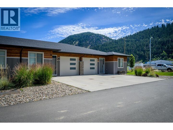 Property Photo: 220 Shepherd Road 2 BC V0E 1M1