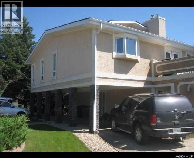 Property Photo:  1101 109th Avenue  SK S0E 1T0 
