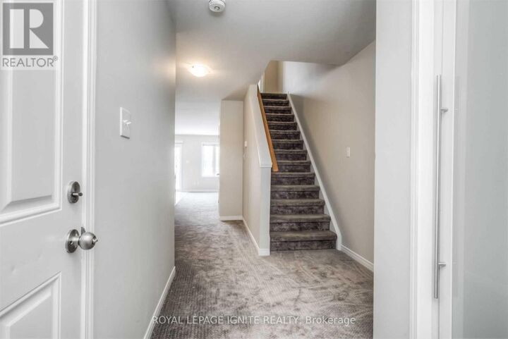 Property Photo:  135 Hardcastle Drive 89  ON N1S 0B6 
