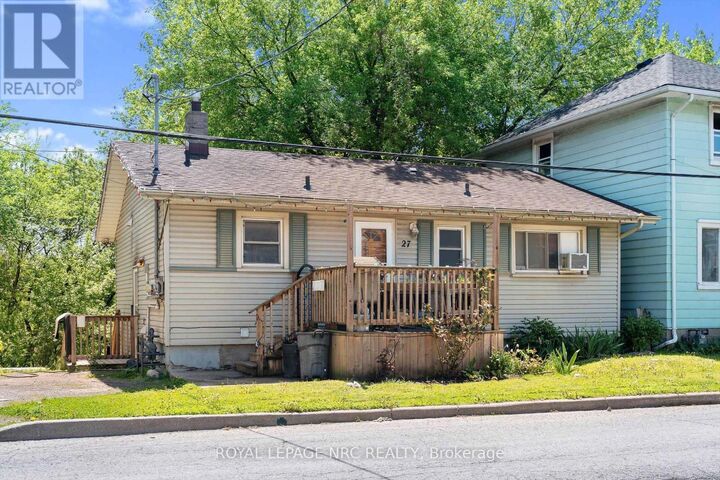 Property Photo:  27 Gale Crescent  ON L2R 3K8 