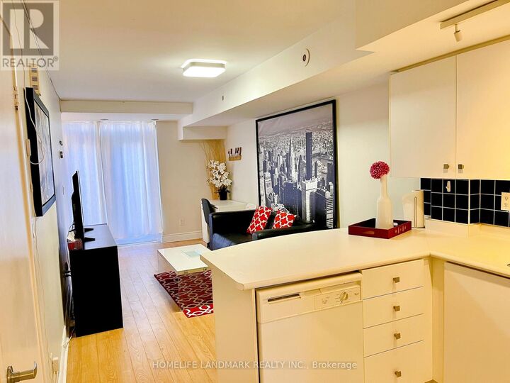 Property Photo: 415 Jarvis Street ON M4Y 3C1