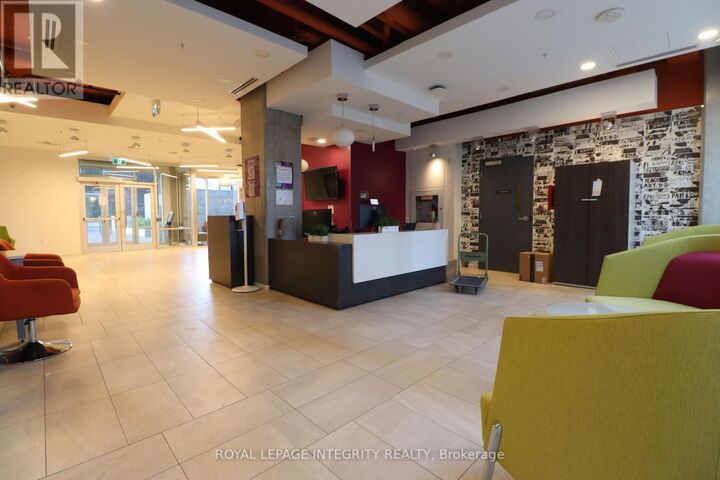 Property Photo: 105 Champagne Avenue South 2015 ON K1S 5E5