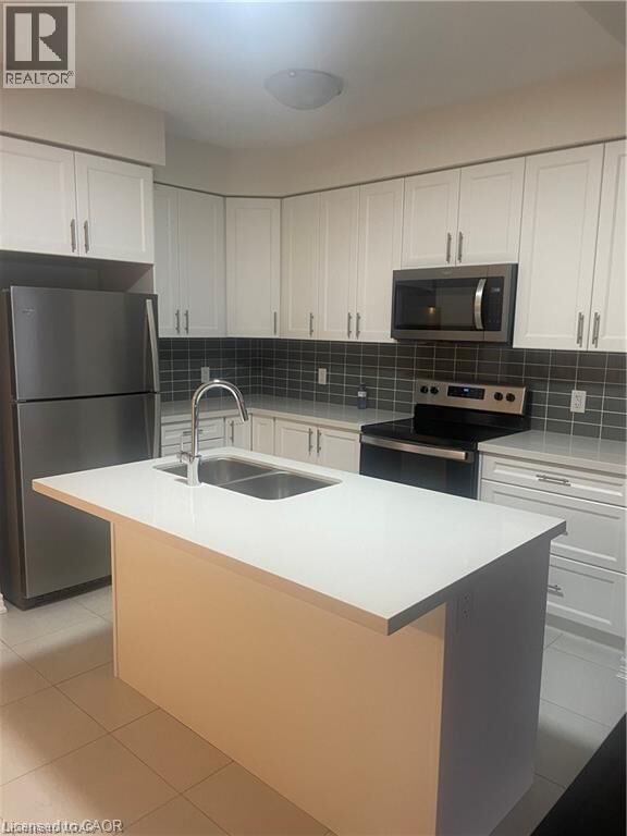 Property Photo:  27 Roywood Street  ON N2R 0S5 
