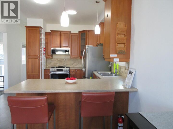Property Photo: 415 Commonwealth Road 242 BC V4V 1P4