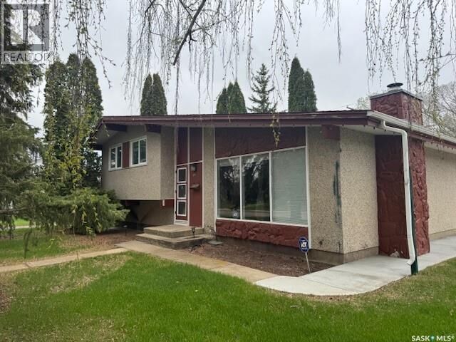 Property Photo:  1591 91st Street  SK S9A 0A2 