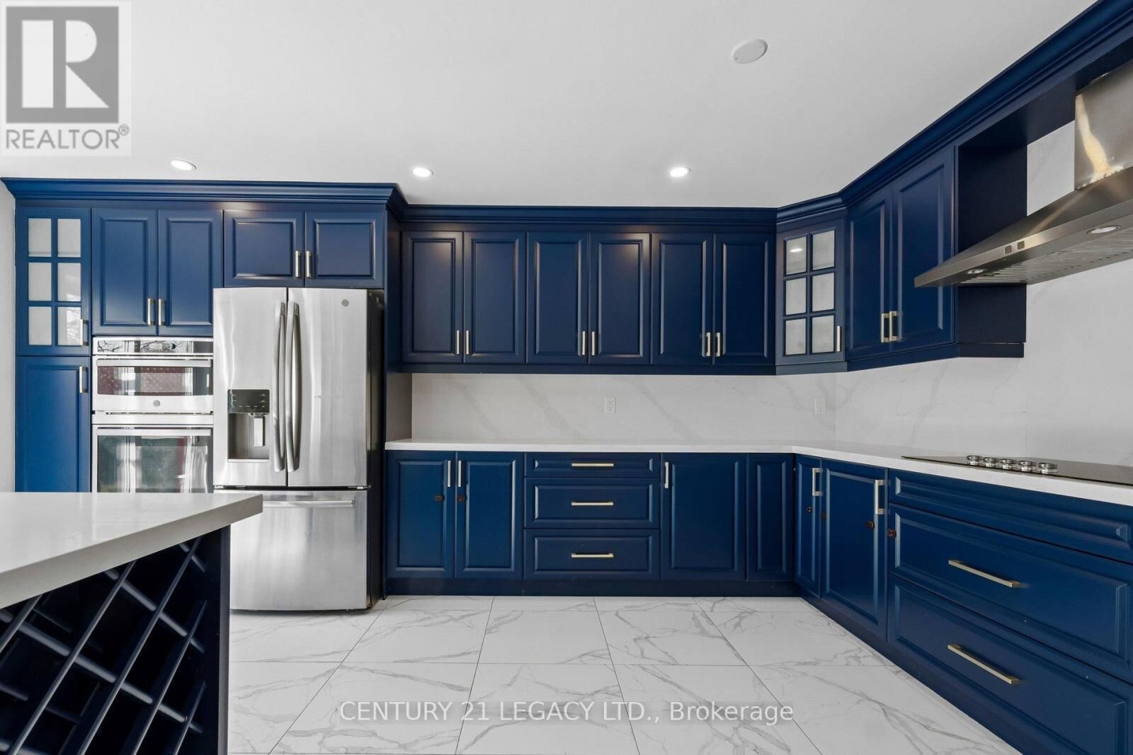Property Photo: 29 Woolf Crescent ON L1S 7N5