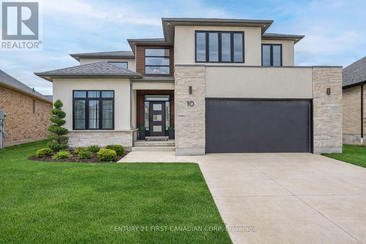 Property Photo: 10 Beaty Lane ON N0M 2M0