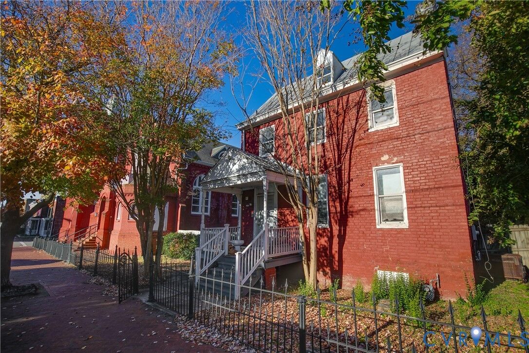 Property Photo: 2608 E Marshall VA 23223