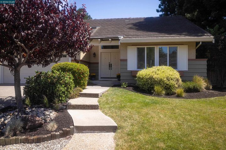Property Photo: 87 Lone Pine Court CA 94582