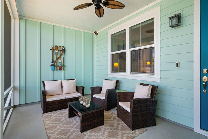 Property Photo:  8386 Jollymon Way  FL 32413 