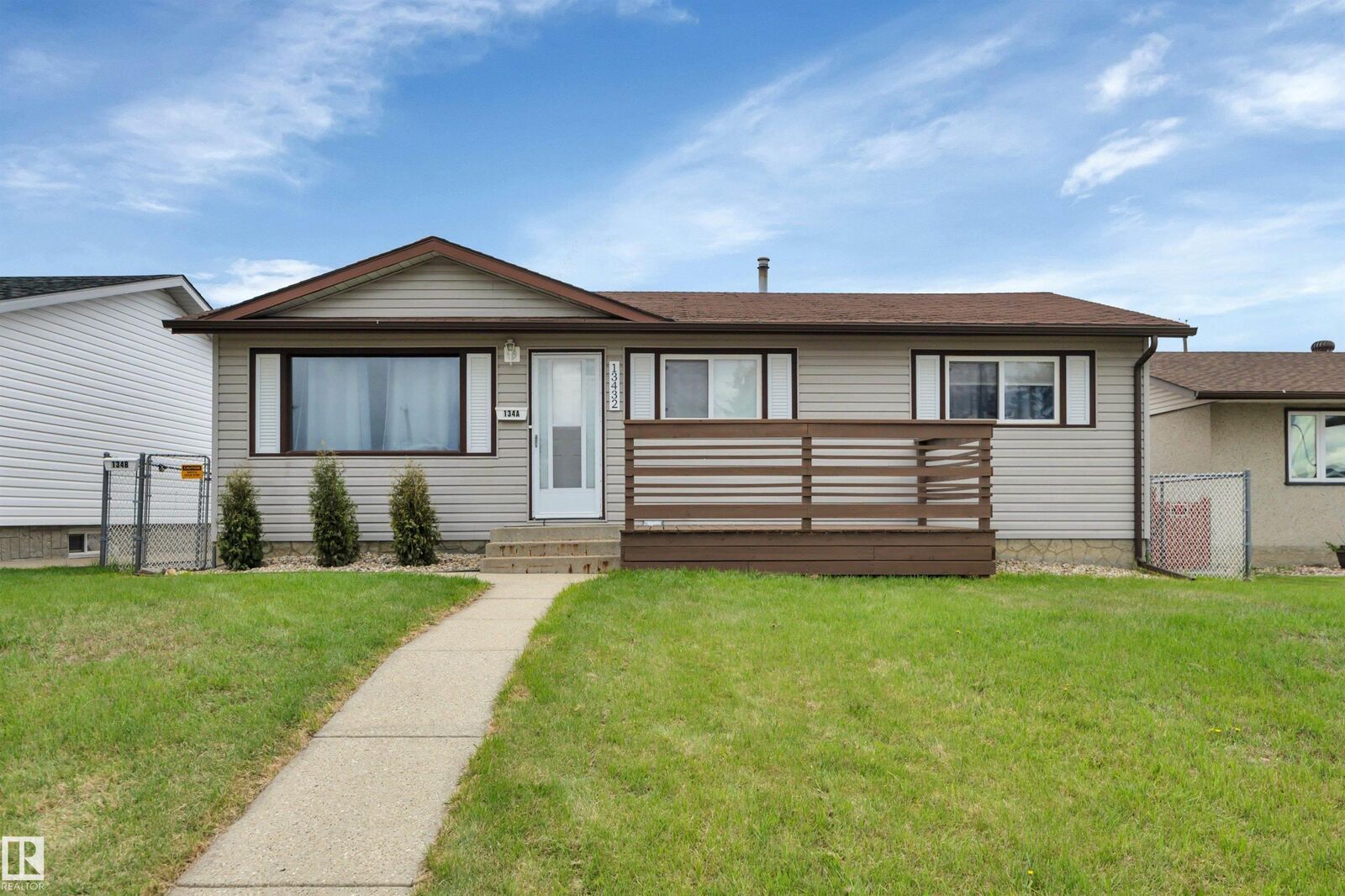 Property Photo:  13432 58 Street NW  AB T5A 0R3 