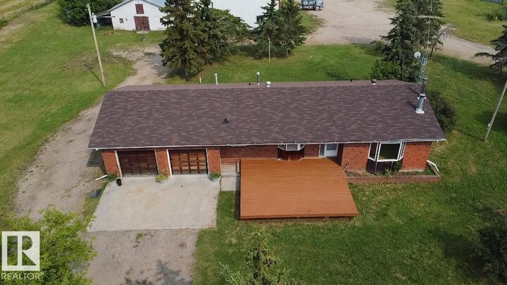 Property Photo: 61215 Rge Rd 444 AB T9N 2J6