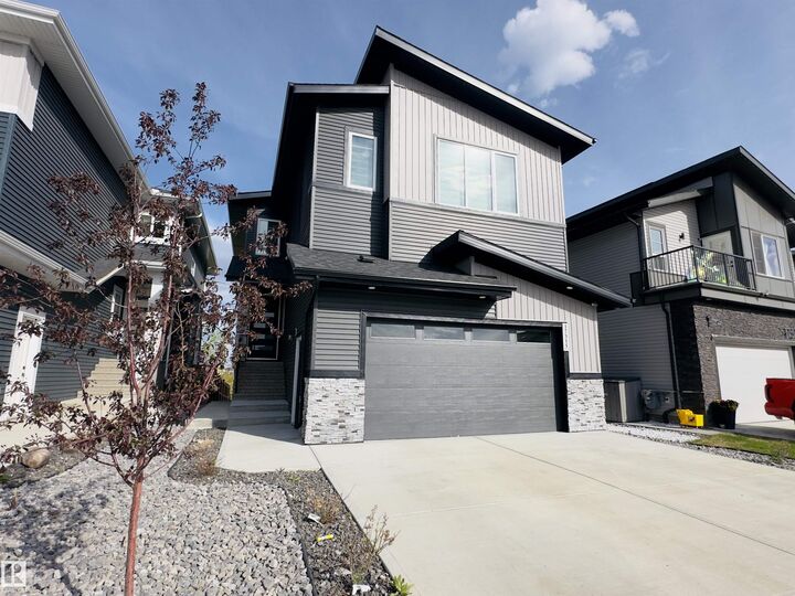 Property Photo:  17315 68 Street NW  AB T5Z 0W4 