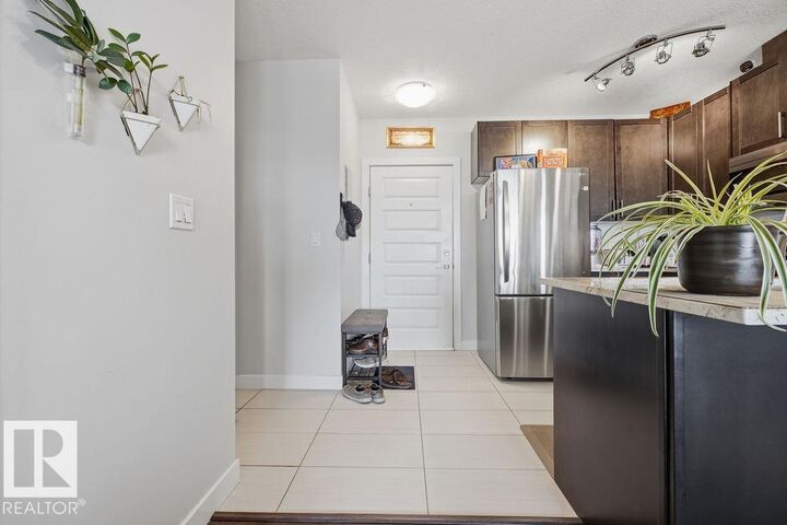 Property Photo:  5151 Windermere Boulevard SW 433  AB T6W 2K4 