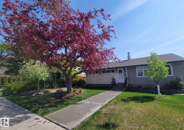 8603 149 Street NW — photo 1