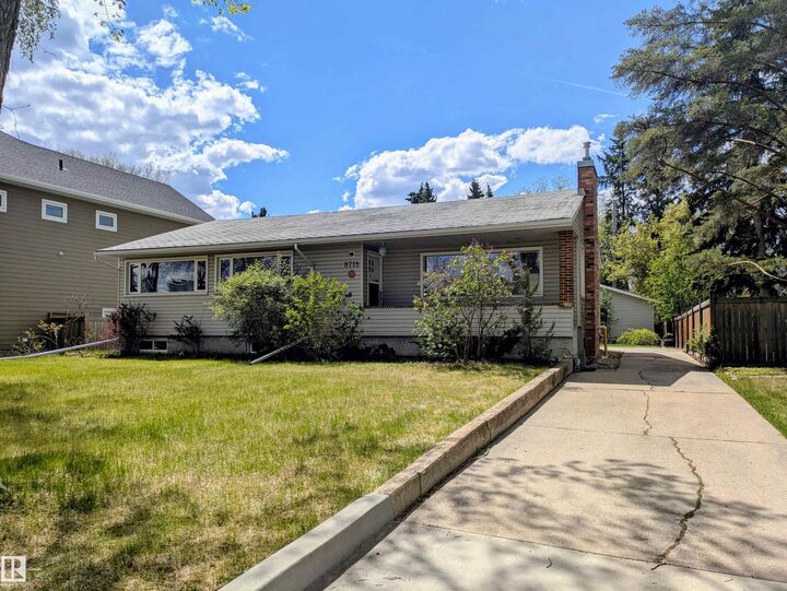 Property Photo:  8718 119 Street NW  AB T6G 1W8 
