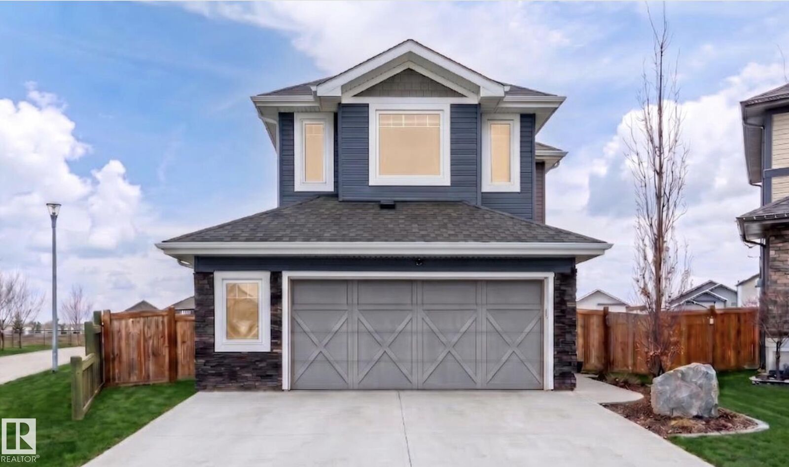 Property Photo:  4294 126A Avenue NW  AB T5A 1V5 