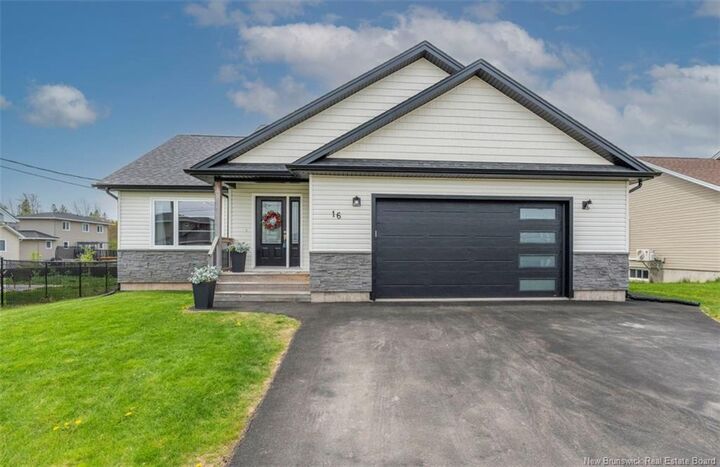 Property Photo: 16 Pebble Creek Way NB E1E 0C8