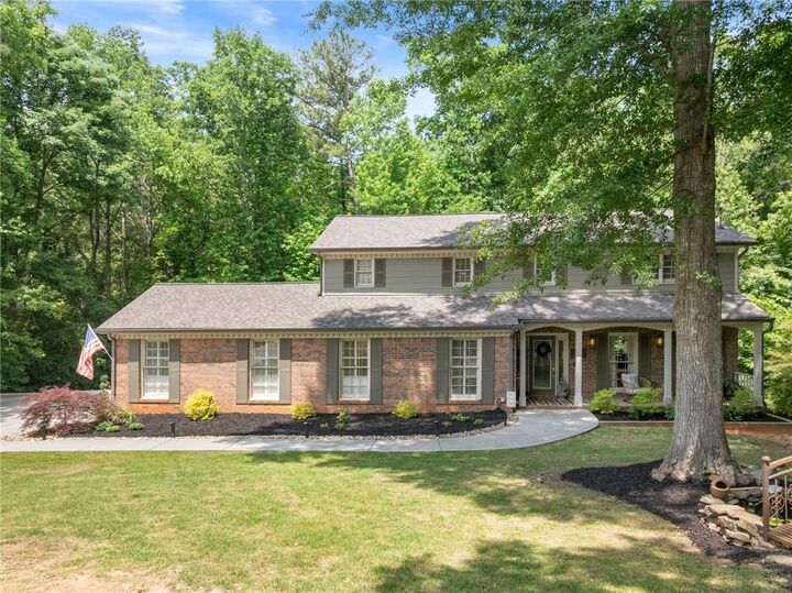 Property Photo: 3814 Shawnee Run SW GA 30047
