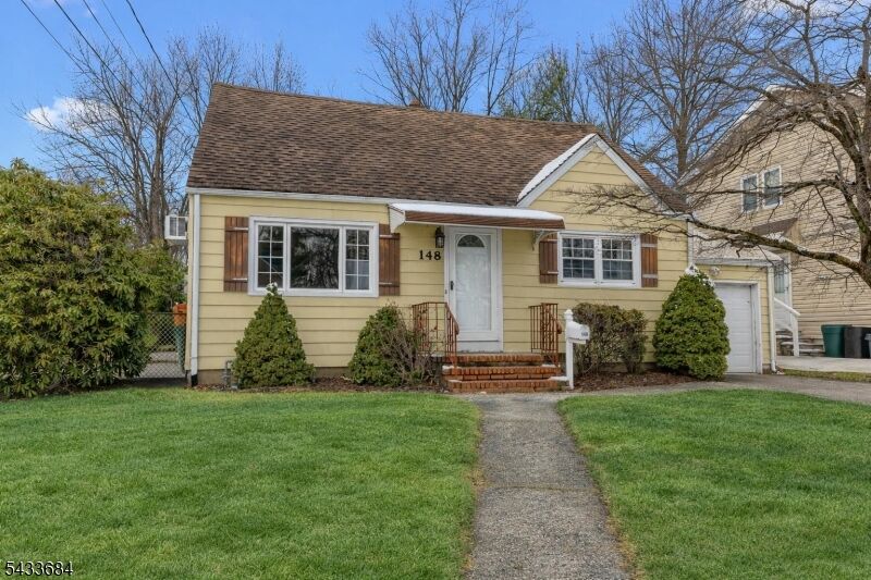 Property Photo:  148 Locust Dr  NJ 07083 