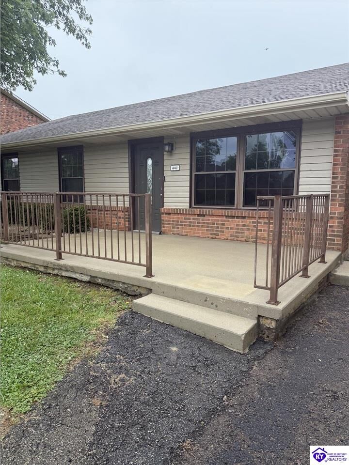 Property Photo: 441 Seminole Road KY 40160