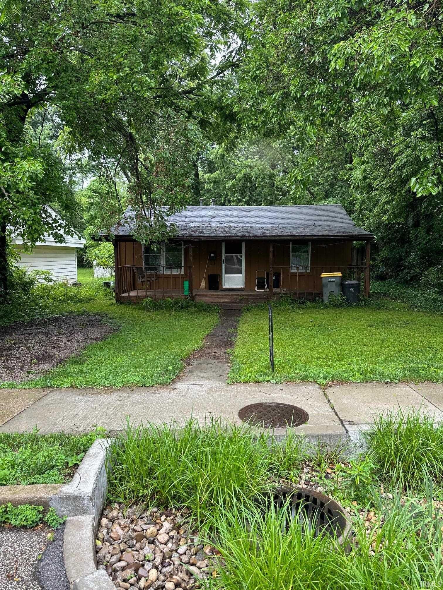 Property Photo:  716 W Allen Street  IN 47403 