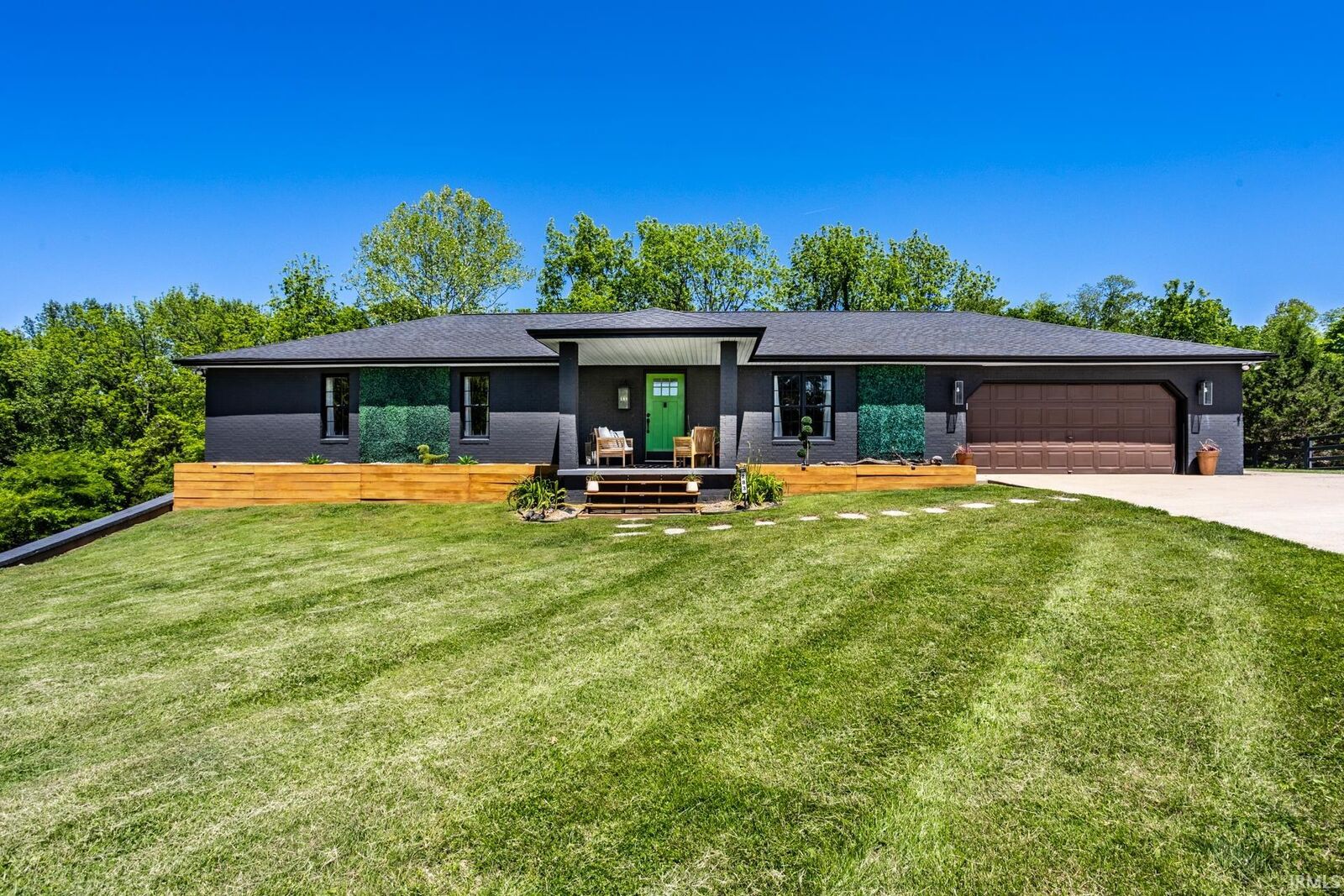 Property Photo:  283 N Valley Mission Lane  IN 47421 