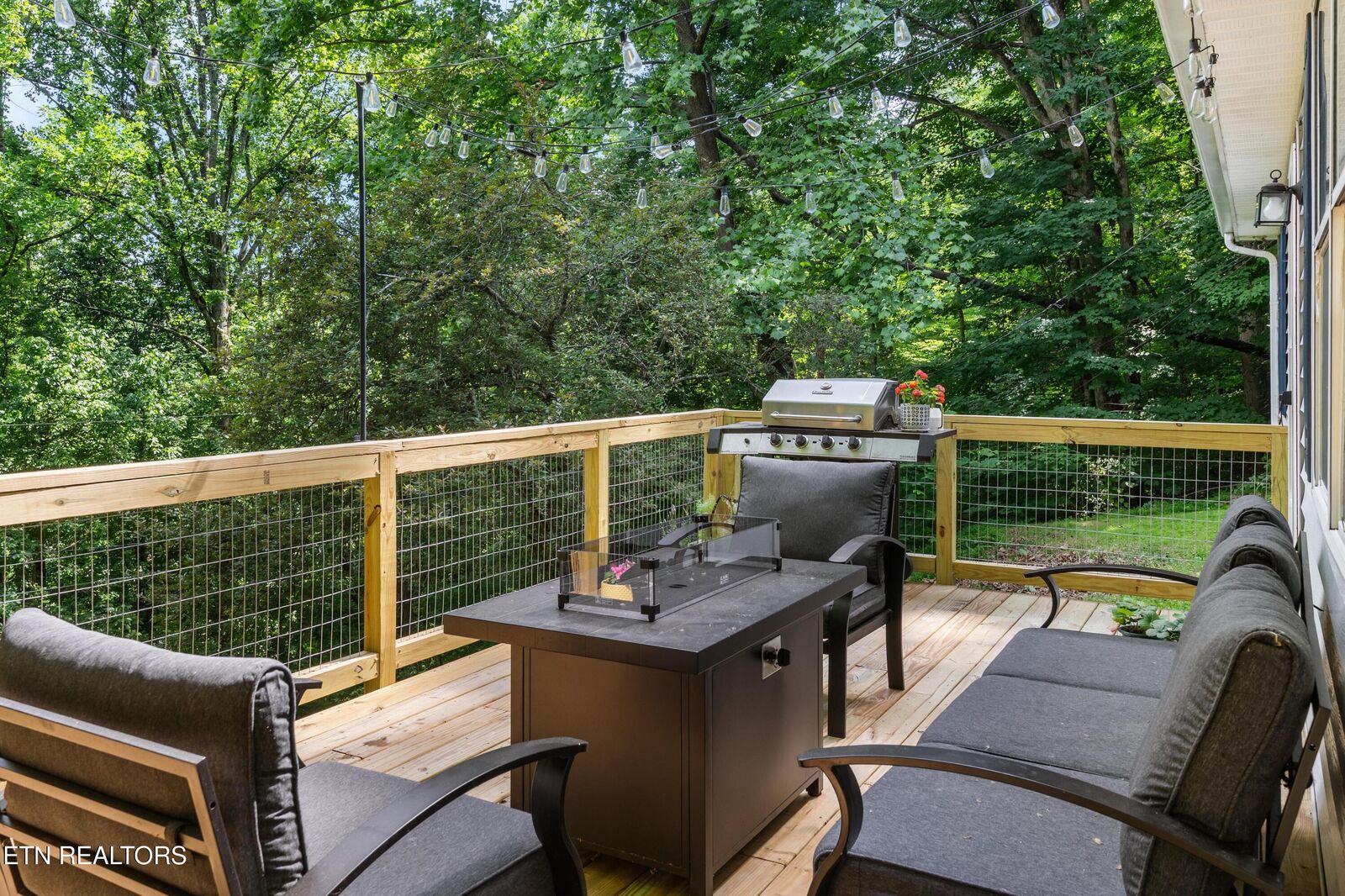 Property Photo: 3714 Roberts Rd TN 37721