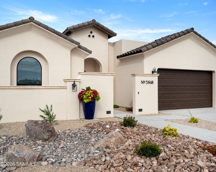 Property Photo: 3848 Santa Catalina Loop NM 88005