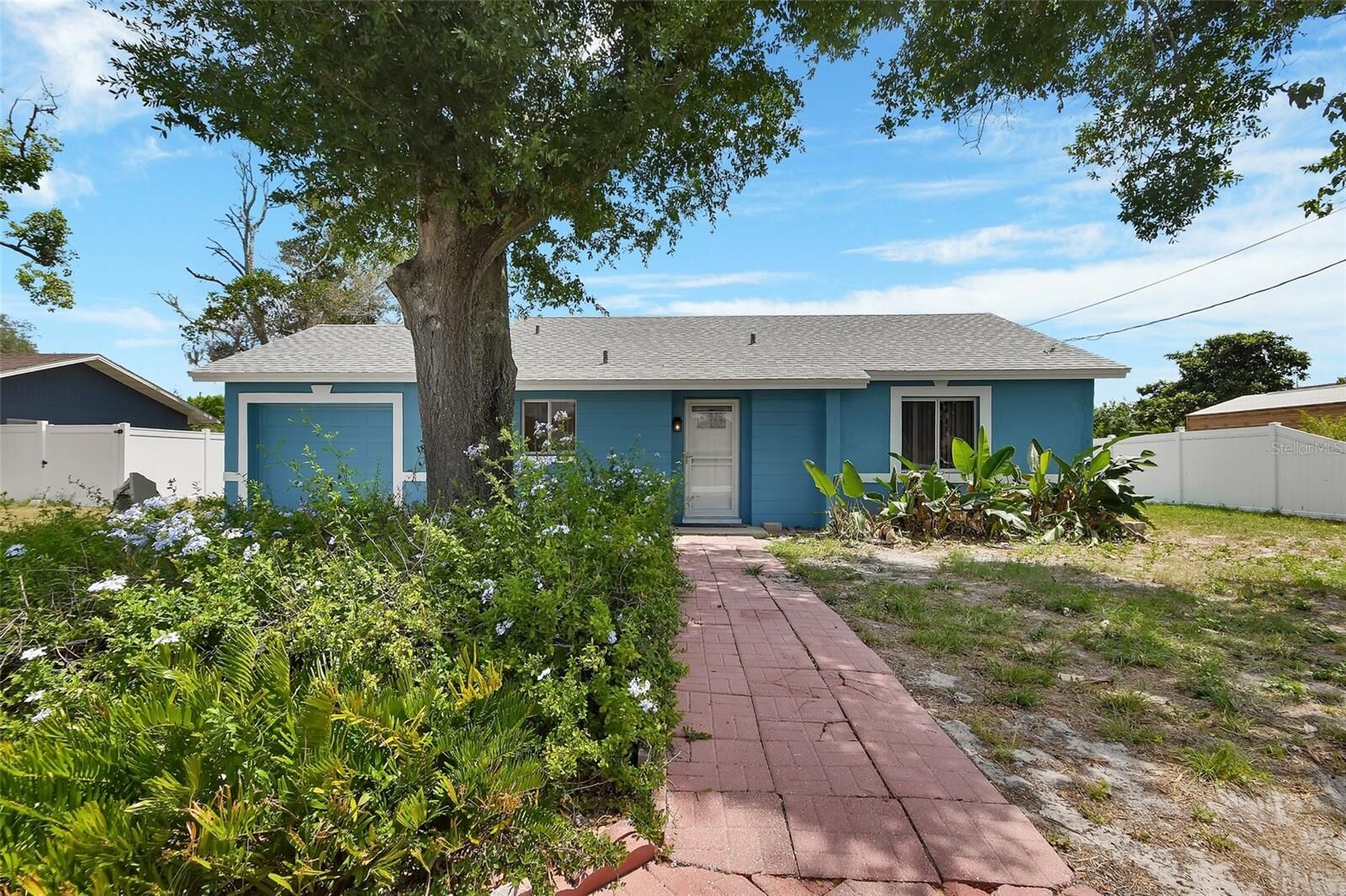 Property Photo:  1334 Sacramento Street  FL 32725 