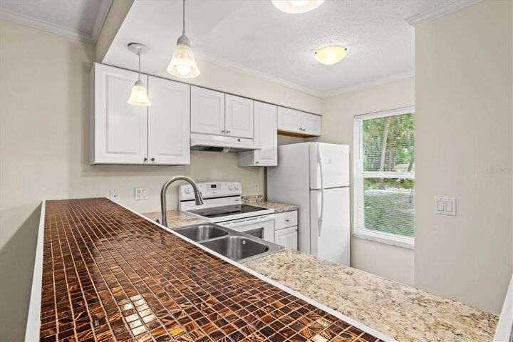 Property Photo: 4631 Summerwind Drive 16 FL 34234