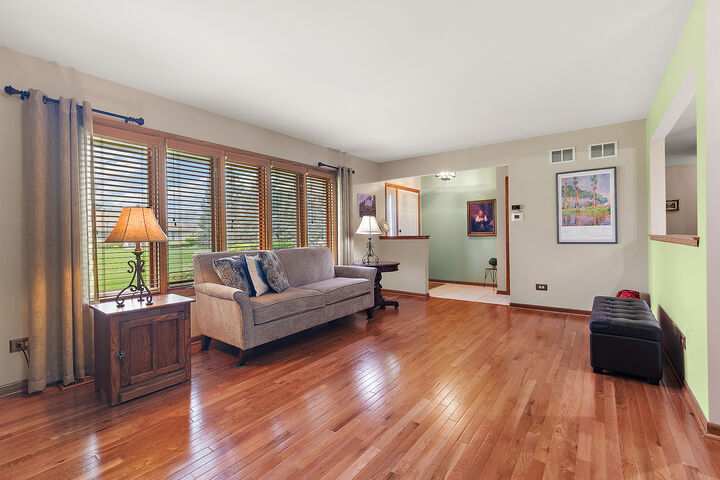 Property Photo:  17833 Maine Court  IL 60467 