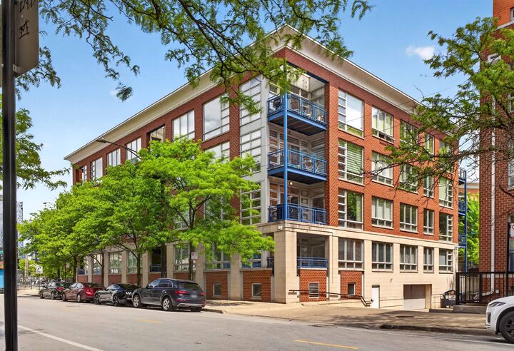 Property Photo:  1151 W Washington Boulevard 106  IL 60607 