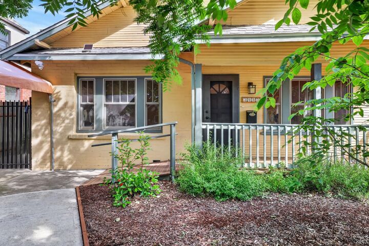 Property Photo:  3957 Miller Way  CA 95817 