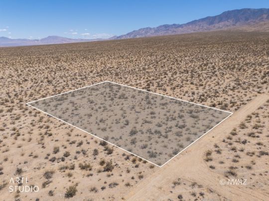 Property Photo:  3 E Red Horizon Rd  AZ 86432 