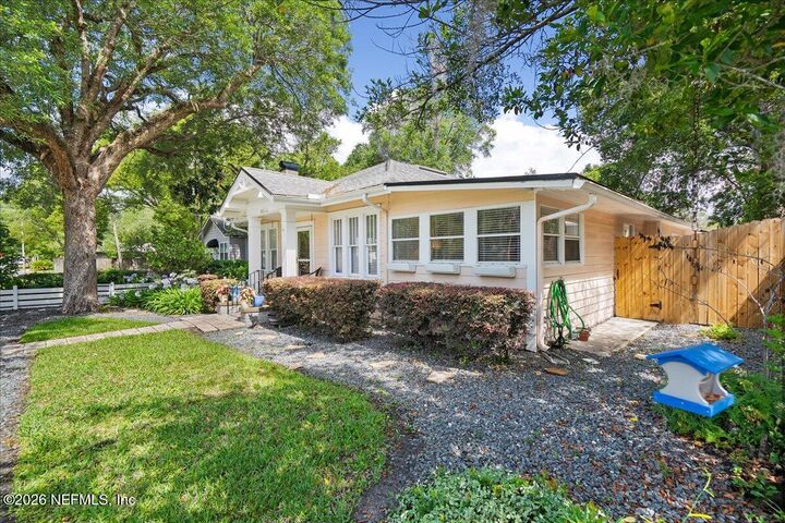 Property Photo: 4343 Irvington Avenue FL 32210