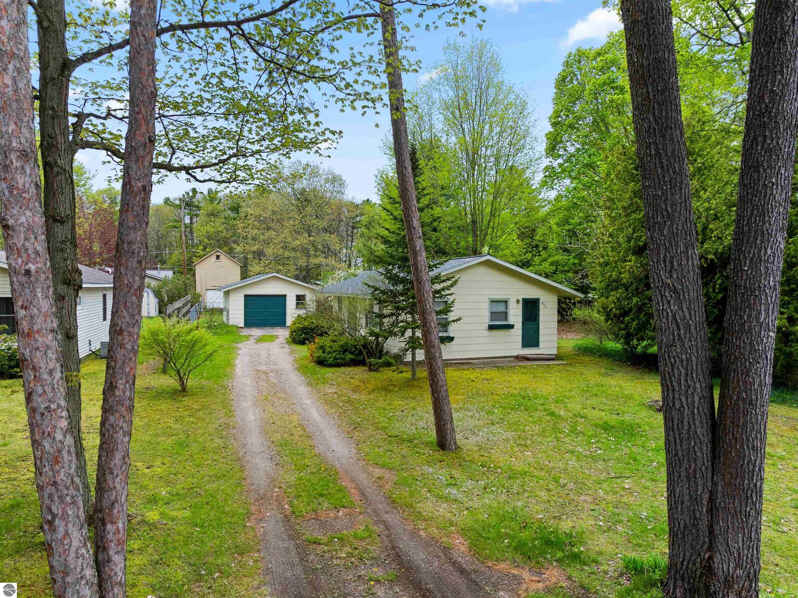 Property Photo: 806 Livingston Street MI 49629