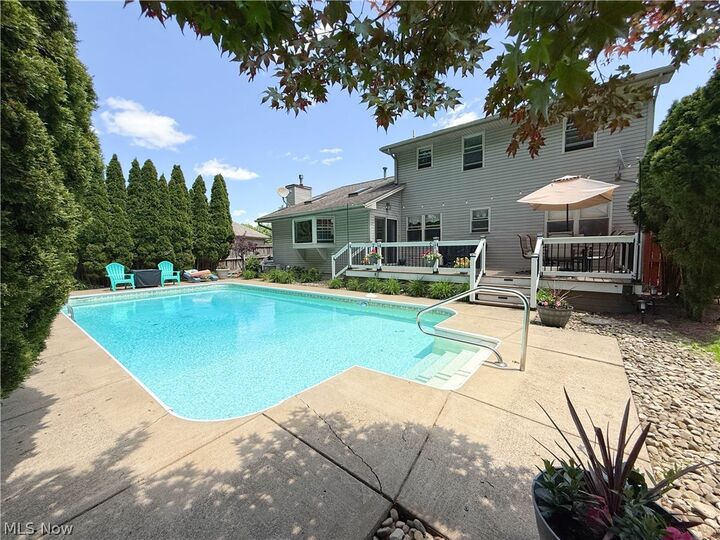 Property Photo: 1208 Cedarwood Drive OH 44440