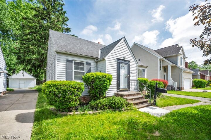 Property Photo: 25671 Farringdon Avenue OH 44132