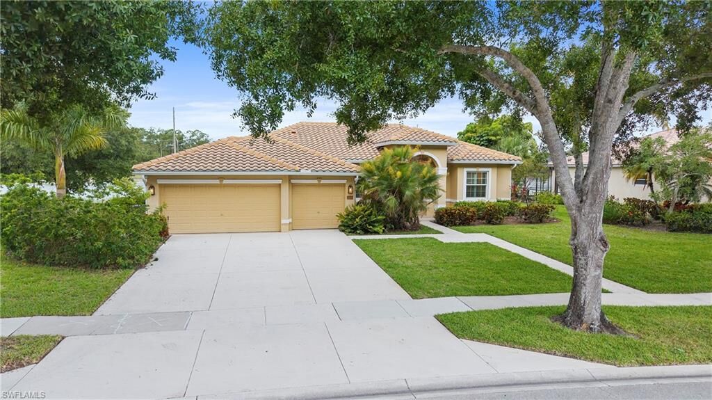 Property Photo:  3323 Mystic River Dr  FL 34120 