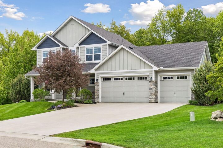 Property Photo: 3224 Symphony Court MN 55318