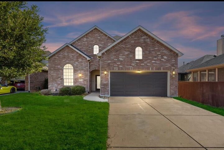 Property Photo:  1608 Rosson Road  TX 75068 