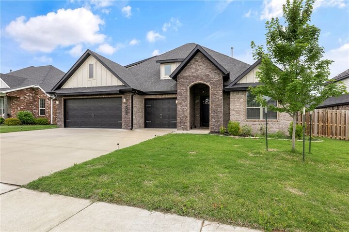 Property Photo: 1411 Ocean Drive AR 72719